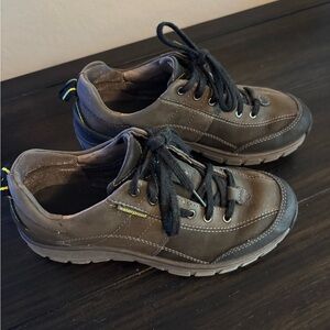 Clarks Women’s Black Waterproof Athletic Shoes